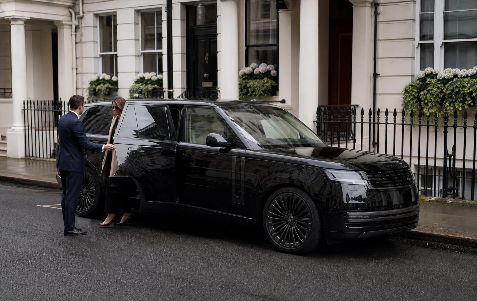 Range Rover chauffeur — weddings and special occasions